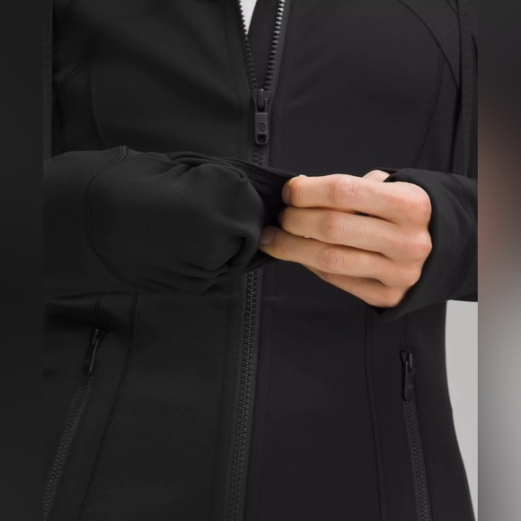 Lululemon Women’s Define Hooded Jacket Nulu Black Size 6 - Picture 7 of 7